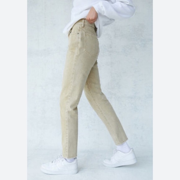 Pacsun Mom Jeans cream tan jeans size 28 - Picture 2 of 12